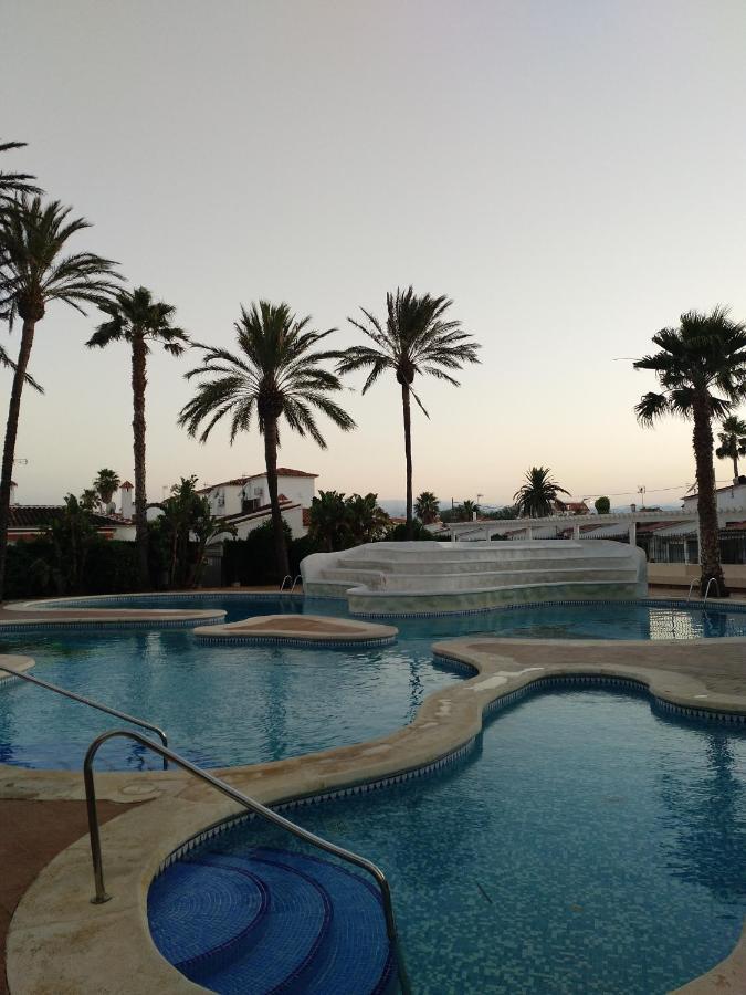 Apartamento Parchis Con Piscina Dénia Esterno foto